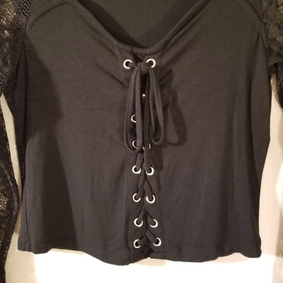 SOLD Hot Topic Cosmic Aura Lace Sleeve Crop Top - Picture 3 of 6